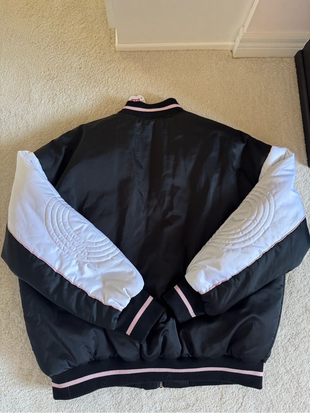 Barbie x Boohoo NWT Bomber Jacket - Picture 7 of 7